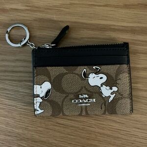 Coach X Peanuts Snoopy Mini Skinny Id Case Signature Canvas C4593